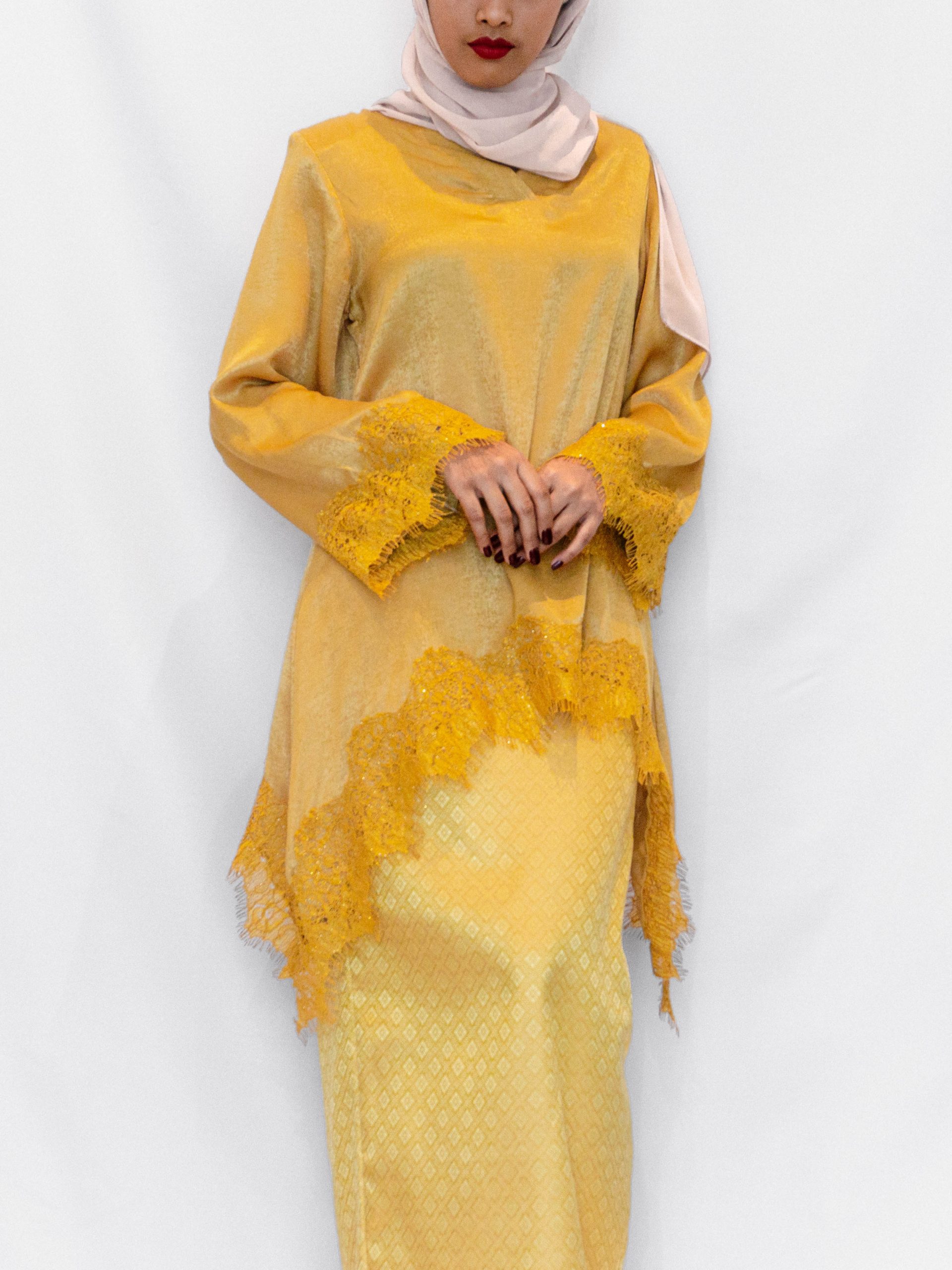 SULTANAH in Golden Yellow